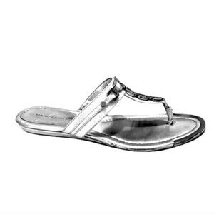 Marc Fisher Slide Sandals Thong Chain Detail White Silver Size 9.5